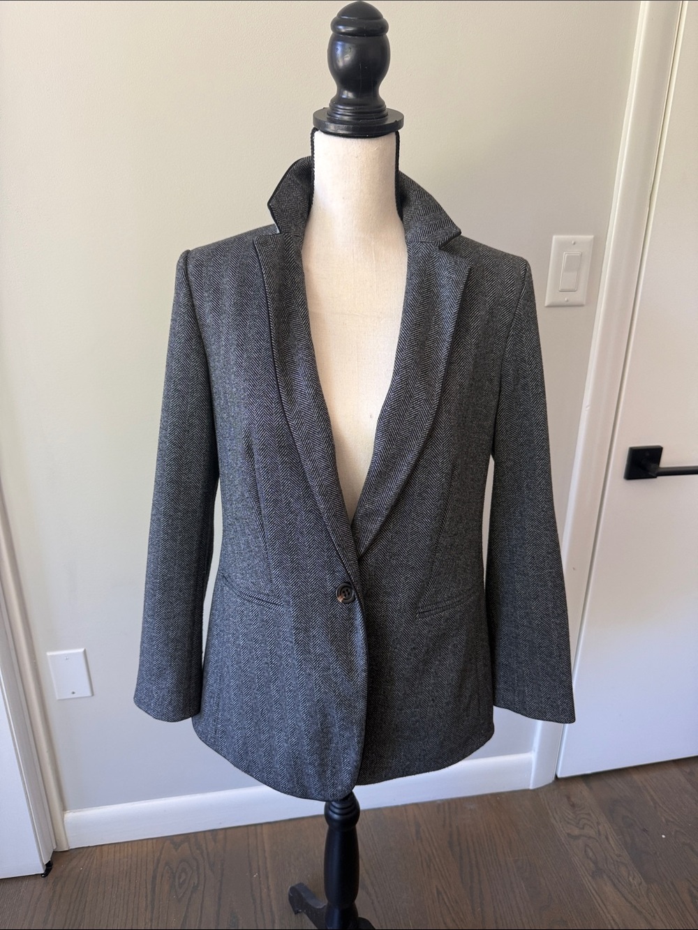 Ann Taylor Women's Gray Single-Button Blazer Jacket
